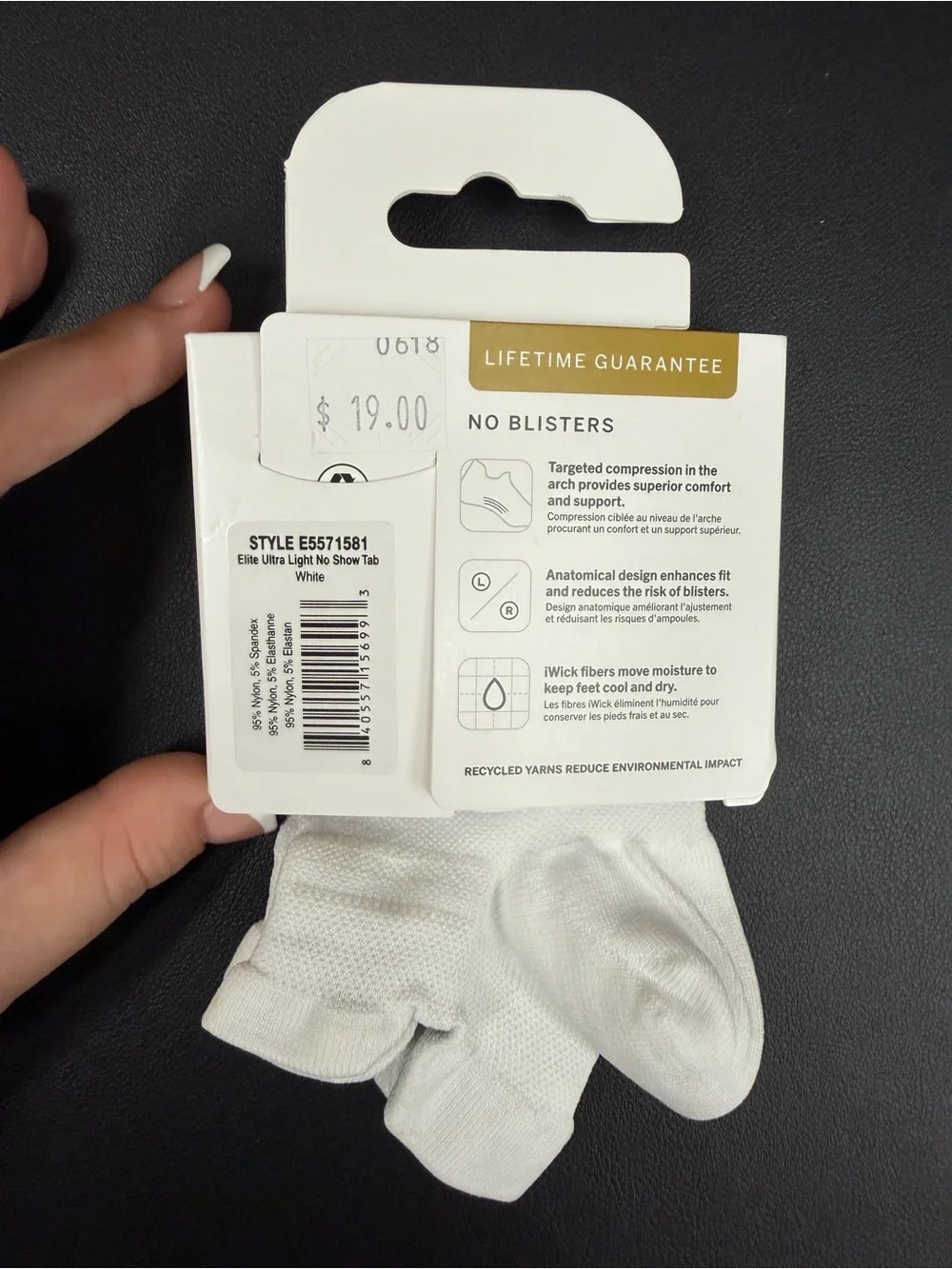 Feetures Elite Ultra-Light No-Show Socks - White